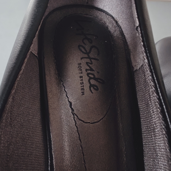 Classic black heels - office - Size 8.5M - Picture 7 of 11